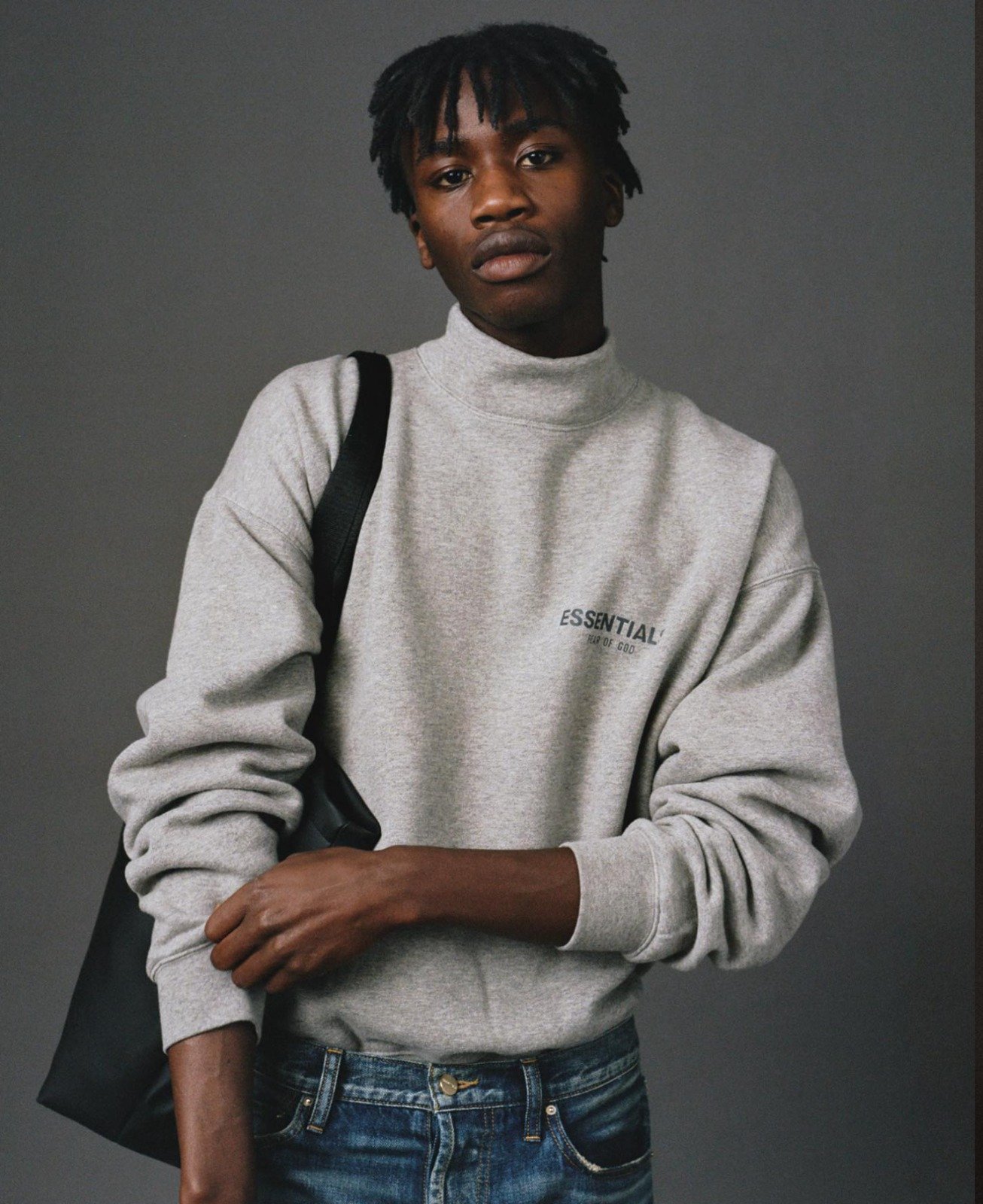 ESSENTIALS SWEATSHIRT