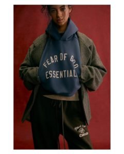 ESSENTIALS INSTAGRAM