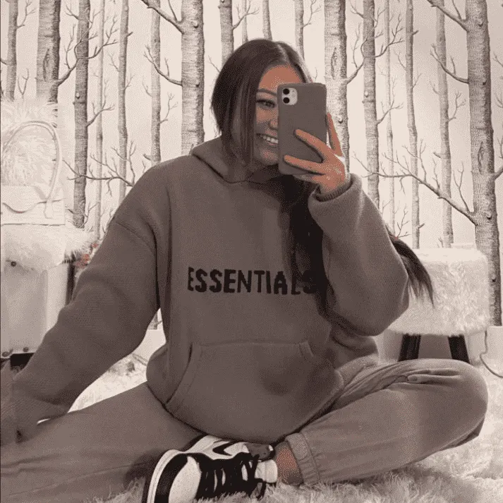 Essentials Hoodie: The Perfect Blend of Comfort, Style, and Everyday Wear